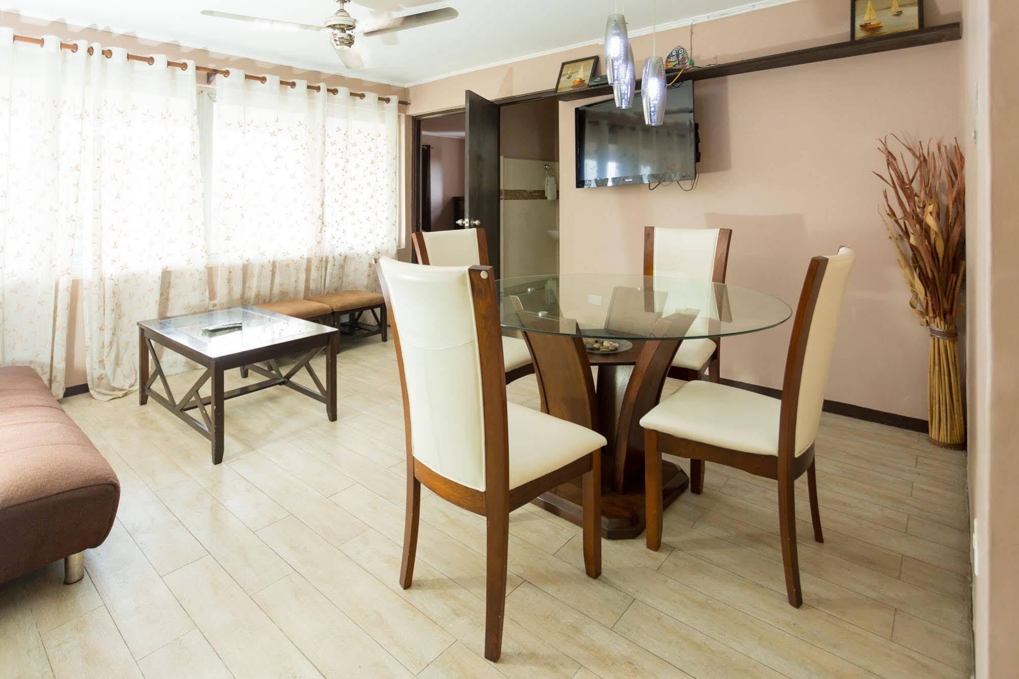 New Kingston Ca Guest Apartment VI Екстериор снимка